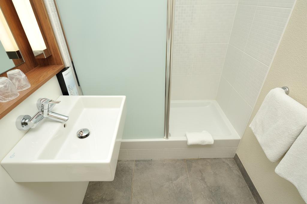 Campanile Orleans Ouest ~ La Chapelle-st-mesmin 3*